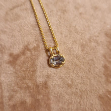 Load image into Gallery viewer, BonBon vedhæng (m/u. kæde)