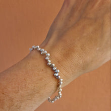 Load image into Gallery viewer, Mini &#39;blue&#39; popcorn armbånd,