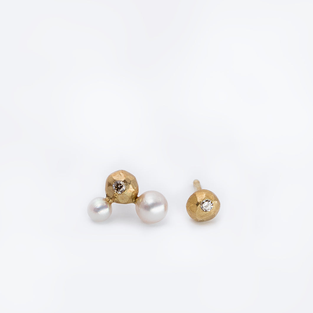 Orbit earstuds, 14K gold