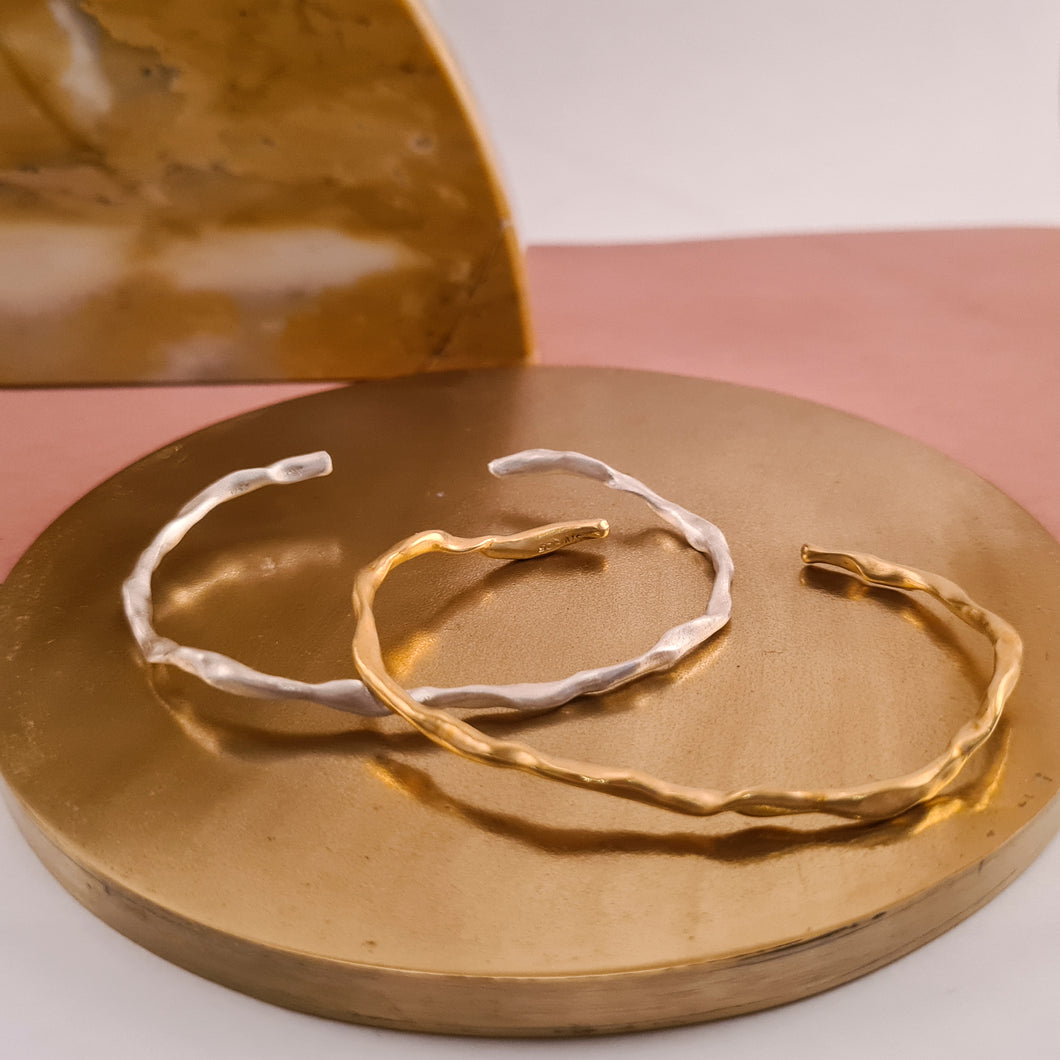 Swirl bangle, silver
