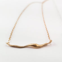 Load image into Gallery viewer, SWIRL necklace, goldplated